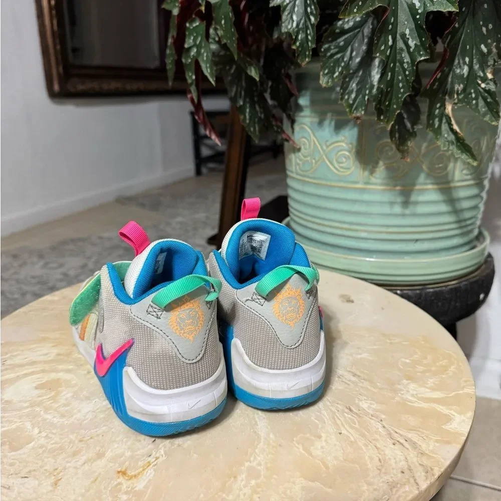 Bundle.       Wonder Nation White Boots with Silver Chain  and  Nike Sneakers.